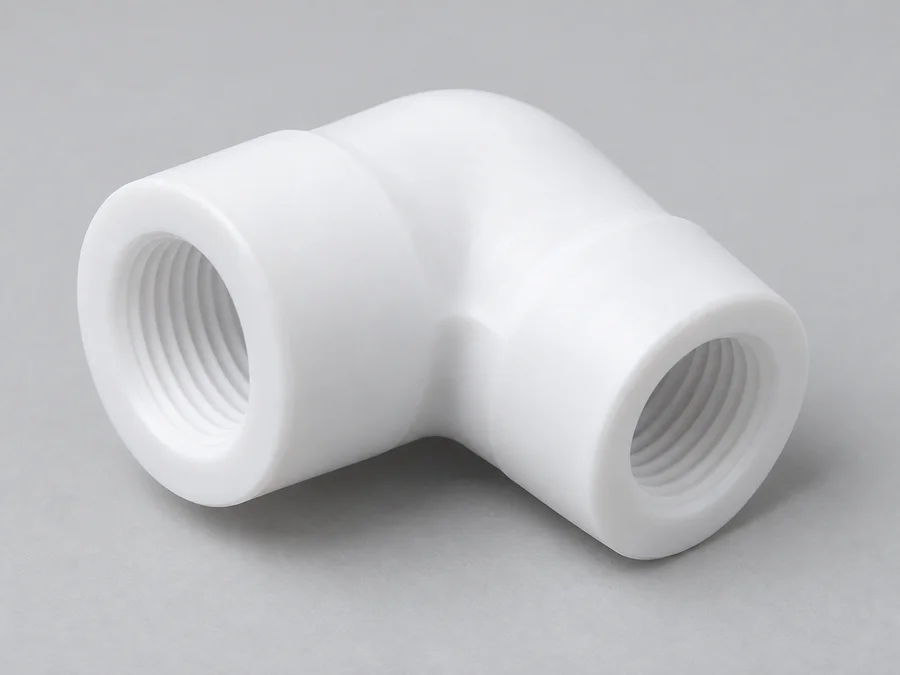 Illustrativer PTFE-Winkeladapter mit Gewindeanschlüssen für Flüssigkeiten